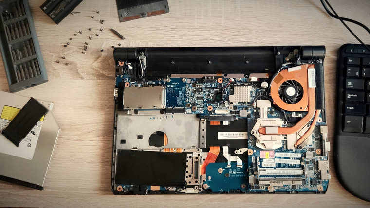 Как улучшить работу старого ноутбука на примере Sony Vaio VPCS11V9R — топовой модели прошлого