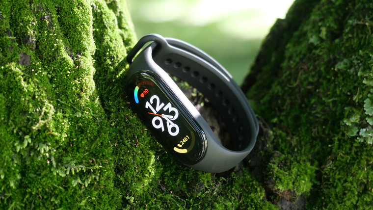 Обзор Xiaomi Smart Band 7. Больше, чем просто Mi-браслет, но ещё не Smart-часы.
