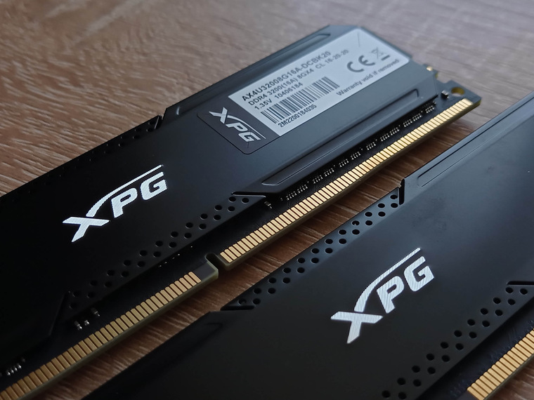 Обзор набора модулей памяти A-Data XPG GAMMIX D20 [AX4U32008G16A